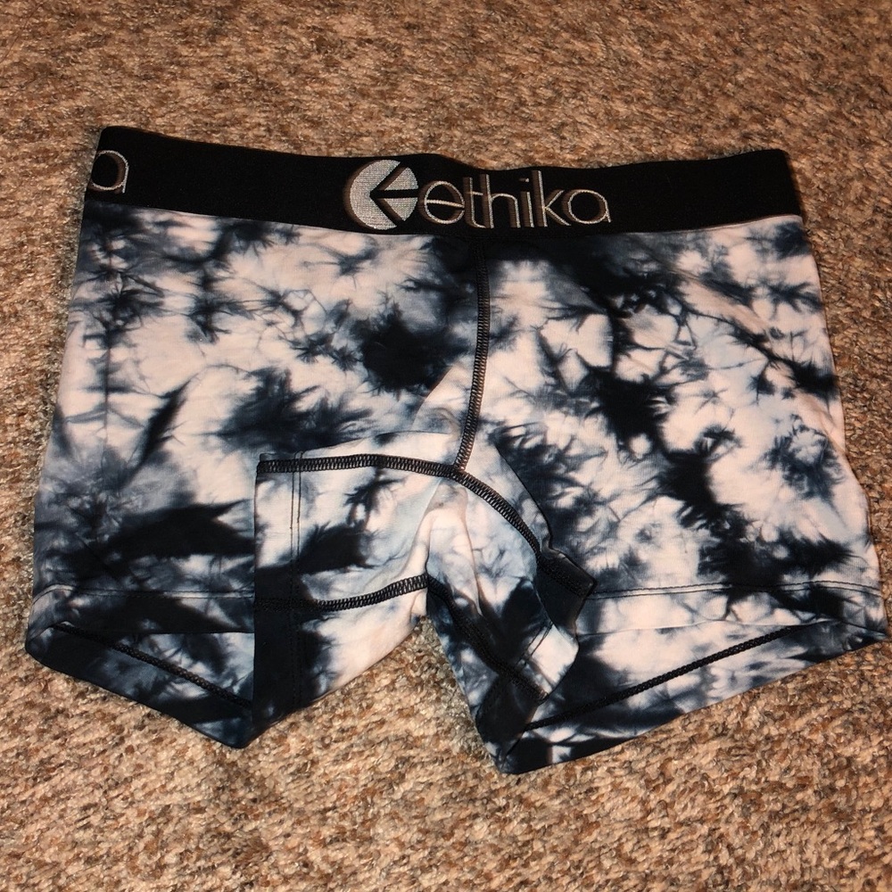 Women’s Ethika Tie-Dye Staple